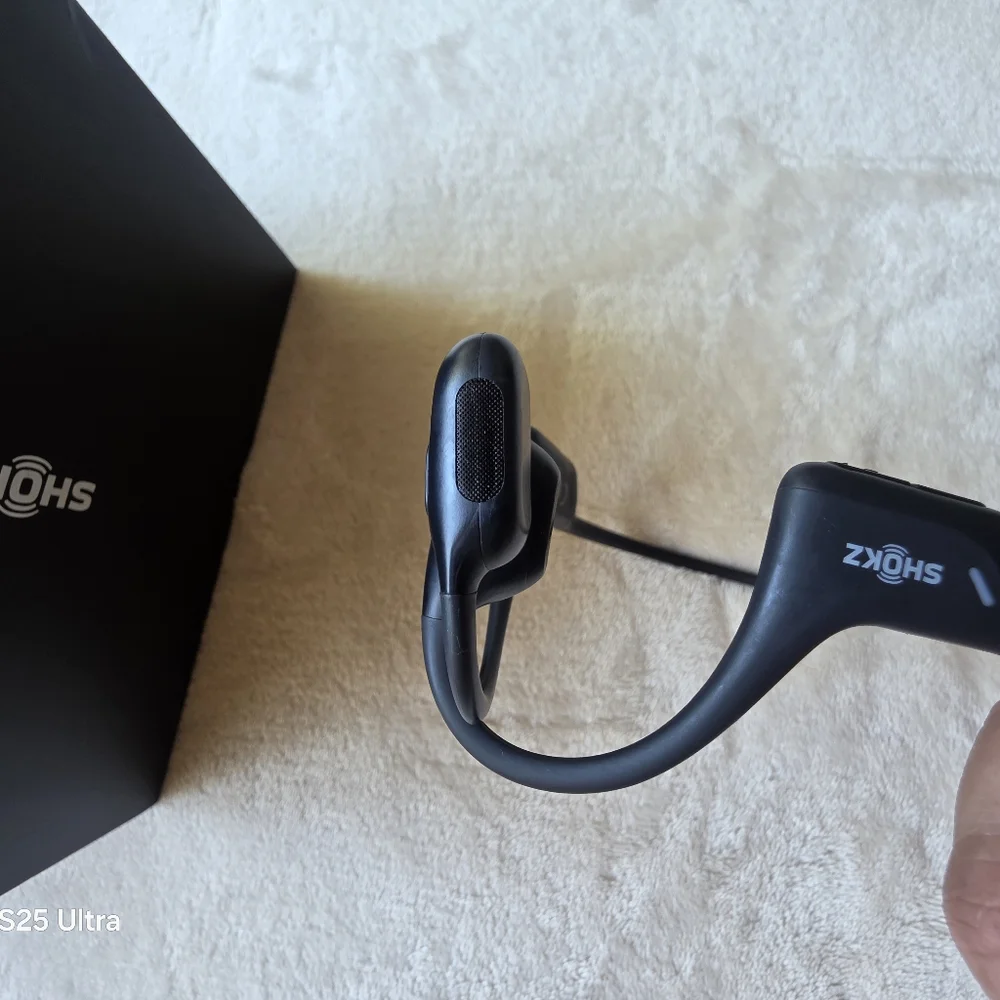 SHOKZ SPORT  Headphones LIKE NEW OpenRun Pro Black s810 - Picture 9 of 14